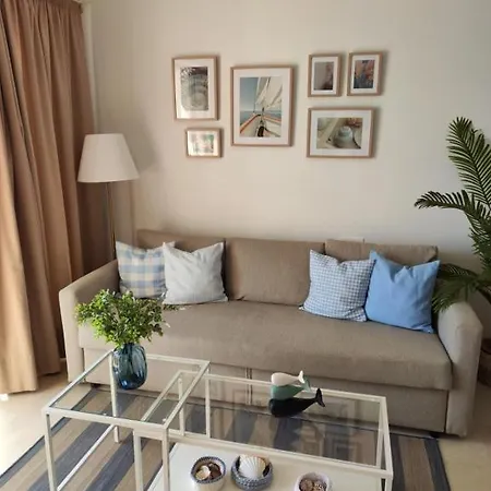 Estudio Puerto De Sotogrande San Roque (Andalucia)